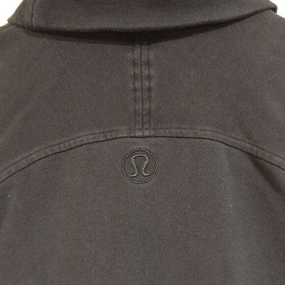 Lululemon Womens 6 Sweatshirt Top Funnel Neck Black Pocket Lounge Athleisure Gym - Picture 6 of 11